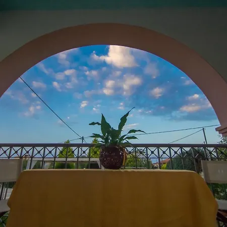 Otel Neraida Village