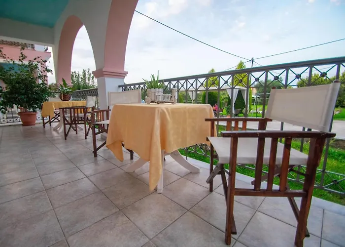 Hotel Neraida Village Kypseli